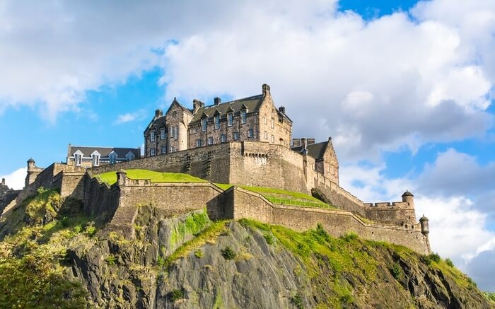 Edinburgh Castle & Whisky Experience